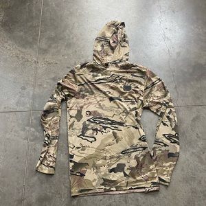 Under armor hunting layer
